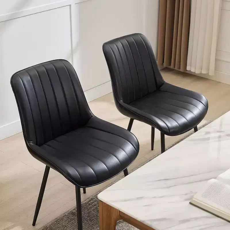 Chaise de salle à manger, similicuir, convient pour la cuisine et la salle à manger, chaise confortable moderne avec pieds en métal, chaise d'appoint rembourrée