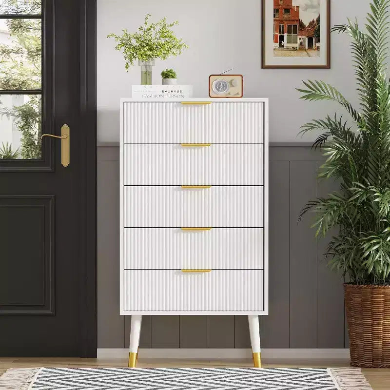 Bedroom five-drawer storage cabinet with metal handles and metal legs, suitable for bedroom, living room, corridor, entryway